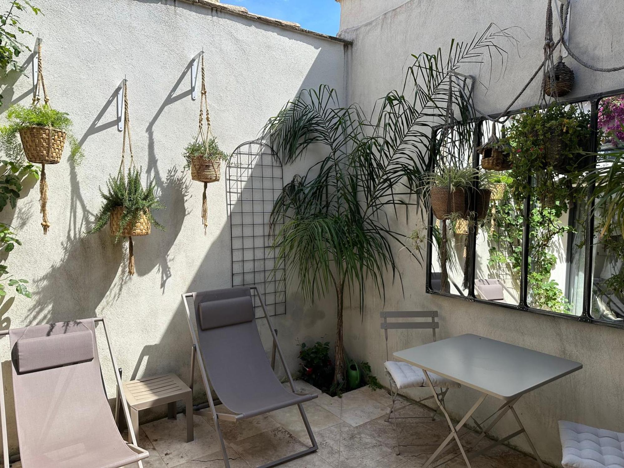 Appartements 3 Etoiles Terrasse Ou Patio Intra-Muros Aigues-Mortes Exterior foto